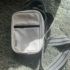Brixley Crossbody Sling